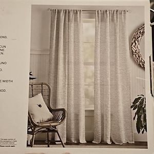 dkny watercolor petunia curtains